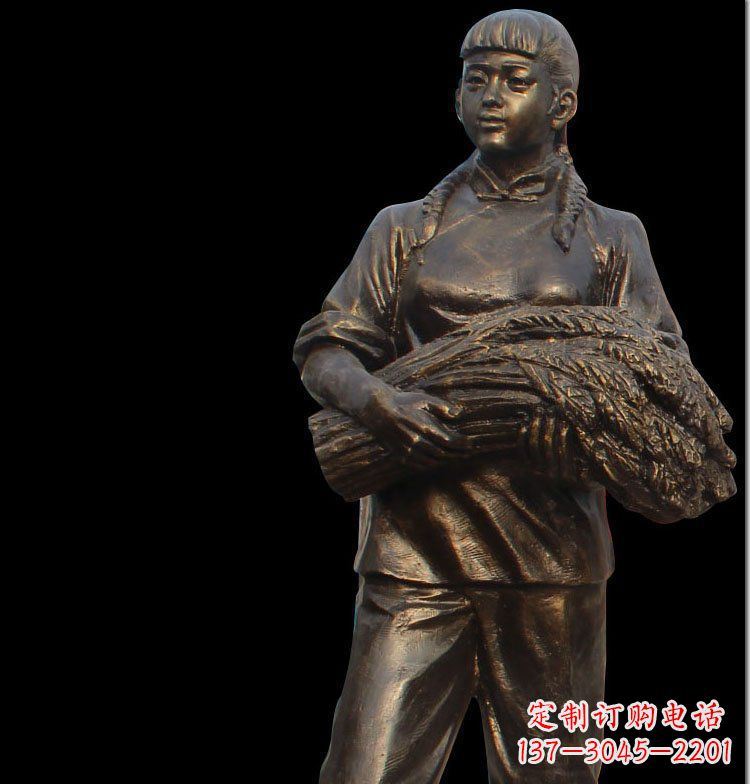 大同抱着稻谷的女人农场人物铜雕