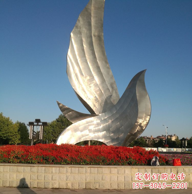 大同北戴河奥林匹克公园鸽子雕塑