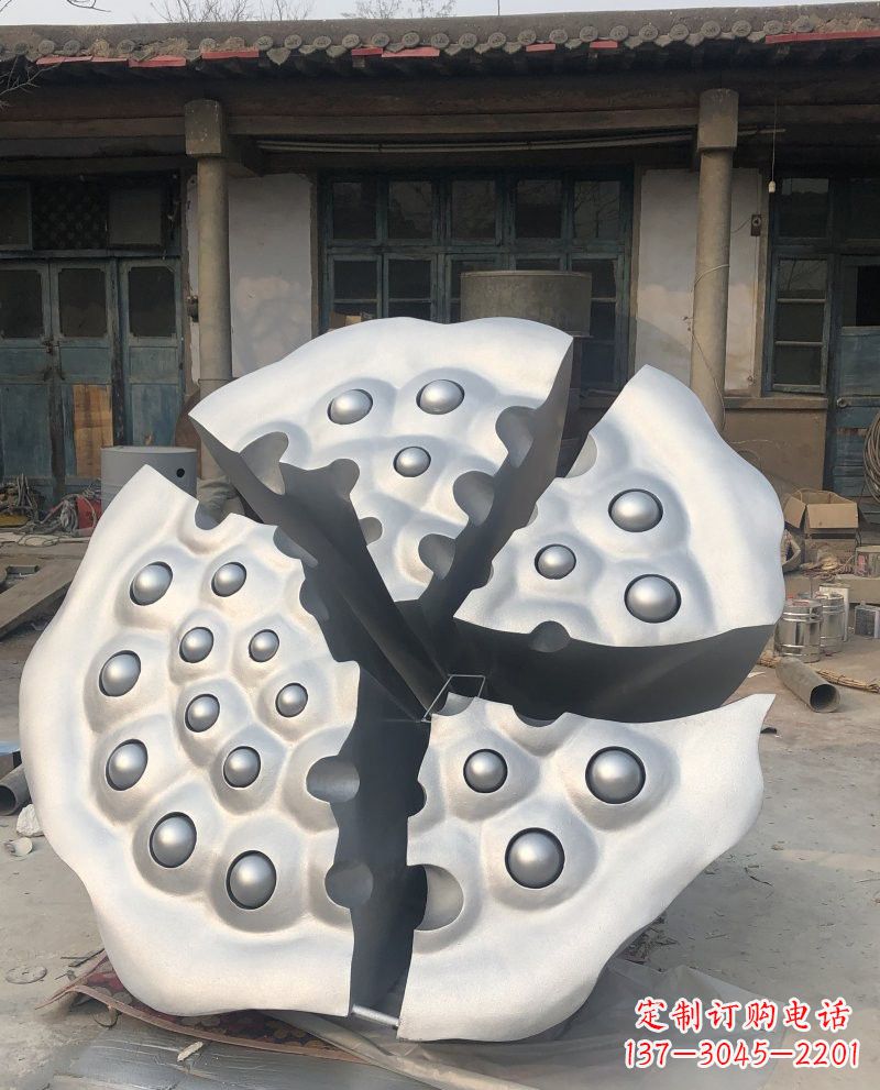 大同玻璃钢大型莲蓬雕塑