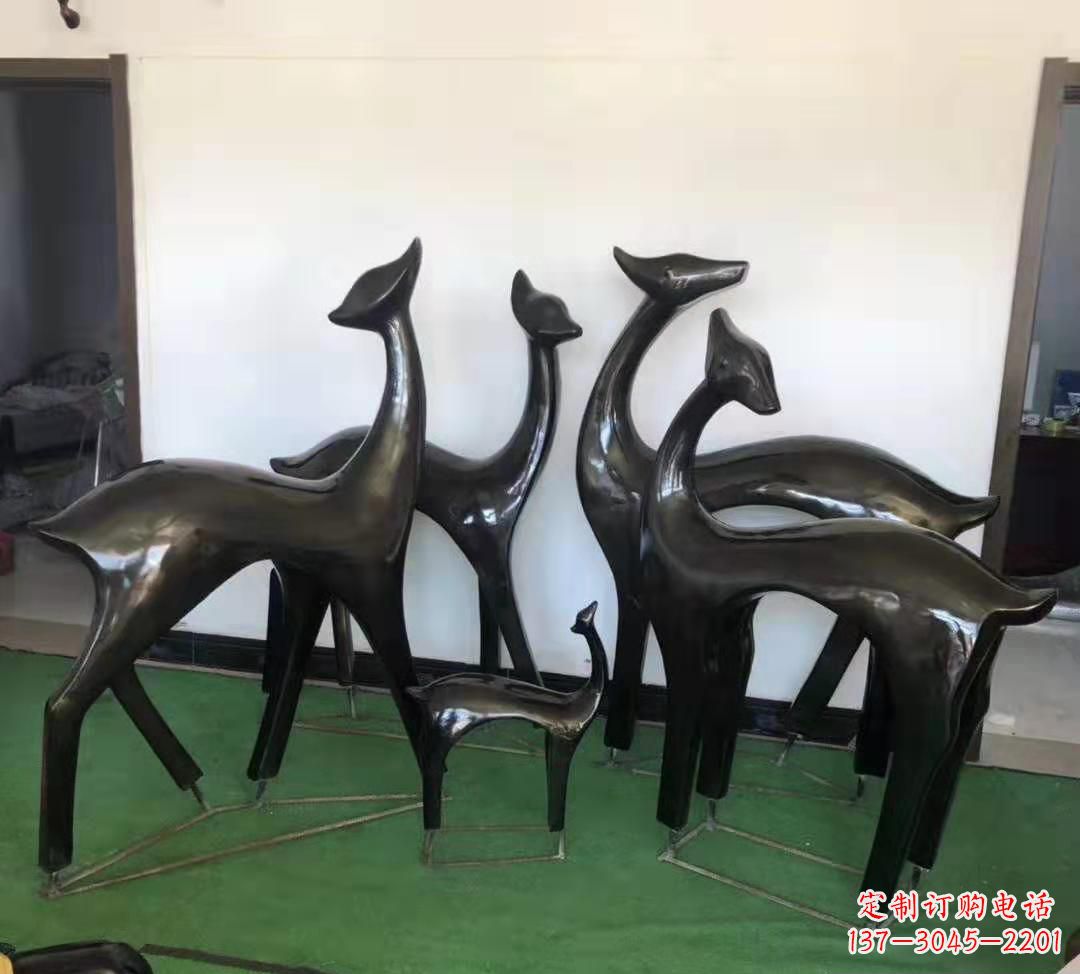 大同玻璃钢仿铜鹿雕塑完美点缀庭院景观