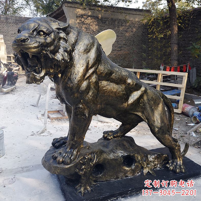 大同玻璃钢制老虎雕塑