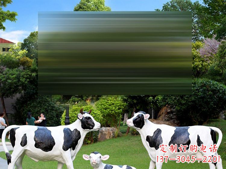 大同玻璃钢仿真奶牛雕塑以现实奶牛为灵感