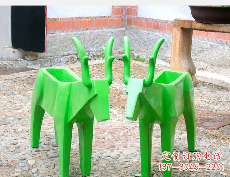 大同玻璃钢几何花盆雕塑——给动物们一个温暖的家