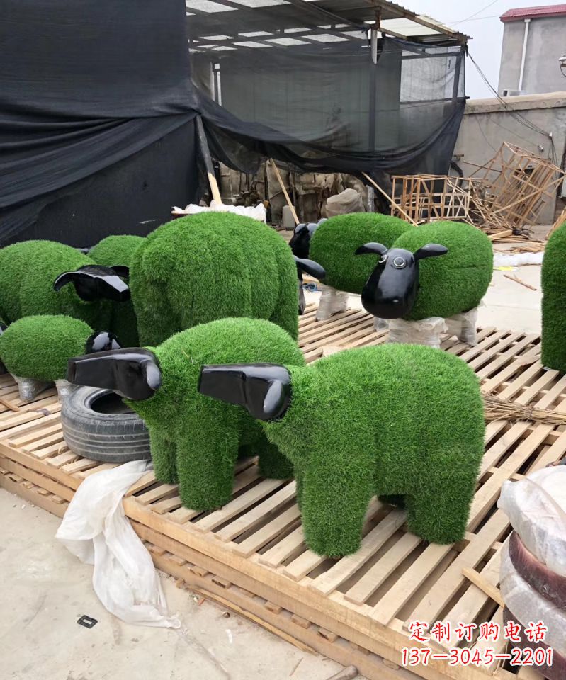 大同玻璃钢绿植小羊肖恩雕塑公园