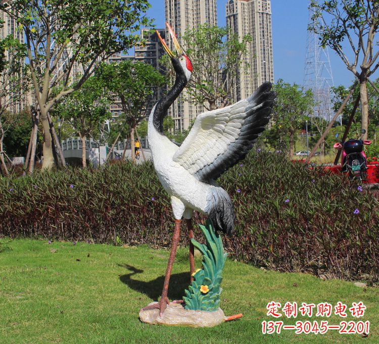 大同仙鹤雕塑玻璃钢的艺术之美