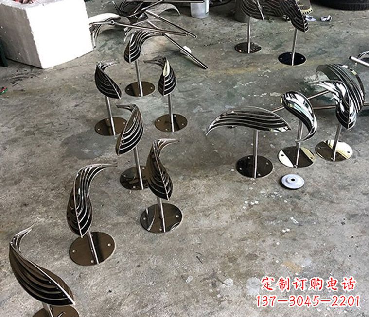 大同精美不锈钢动物雕塑