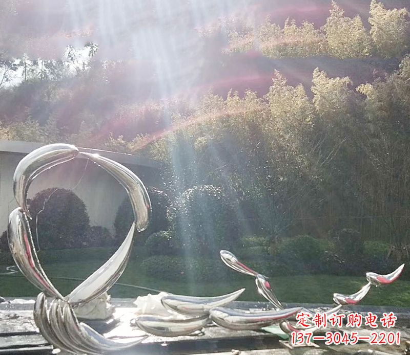 大同不锈钢鲤鱼雕塑——寓意美好的象征