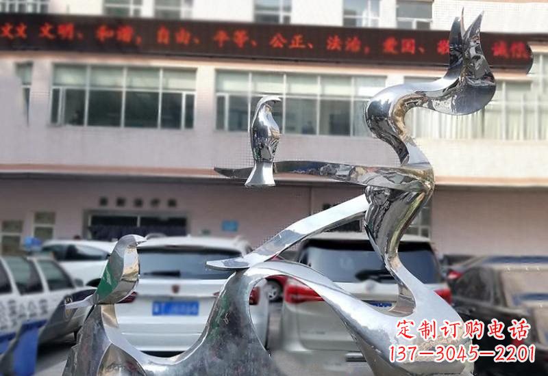 大同表达和平的不锈钢鸽子雕塑