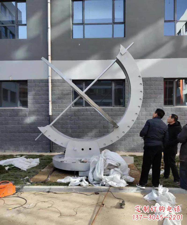大同不锈钢日晷雕塑精致而优雅