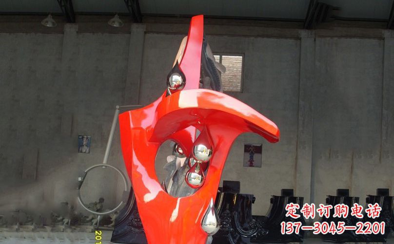 大同不锈钢抽象水滴景观雕塑
