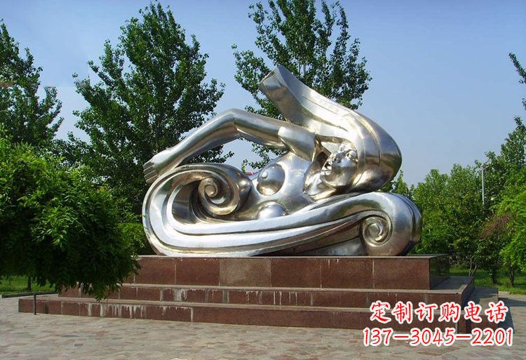 大同浪漫游泳不锈钢女孩雕塑