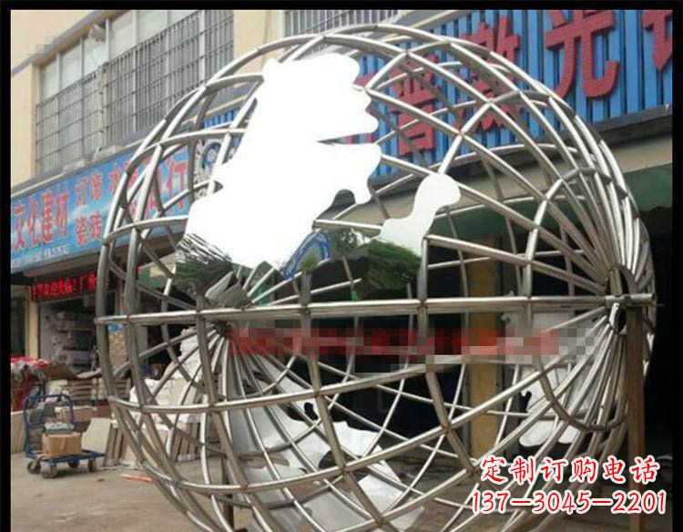 大同纪念地球的不锈钢雕塑