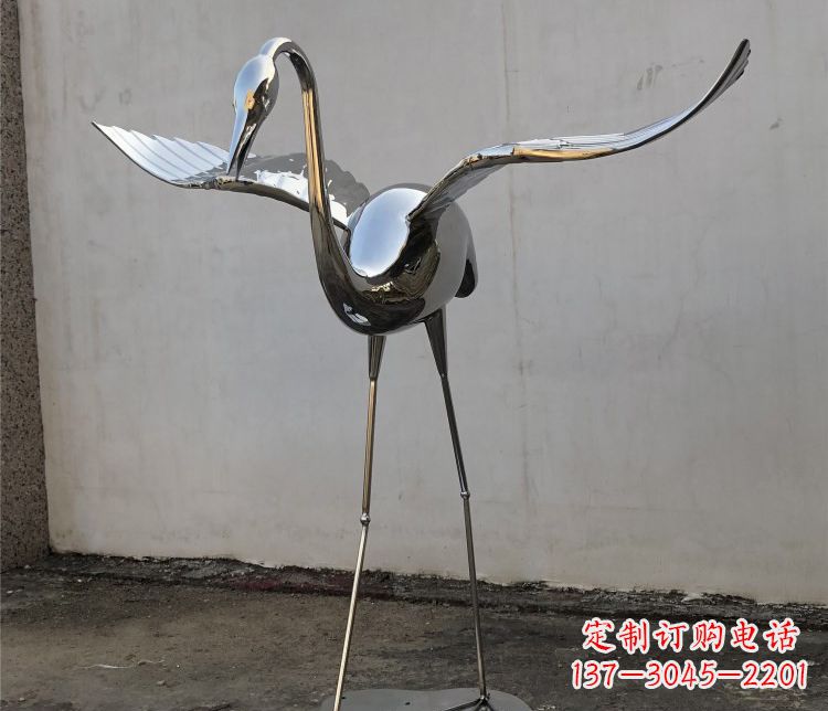 大同不锈钢锻造丹顶鹤展翅雕塑