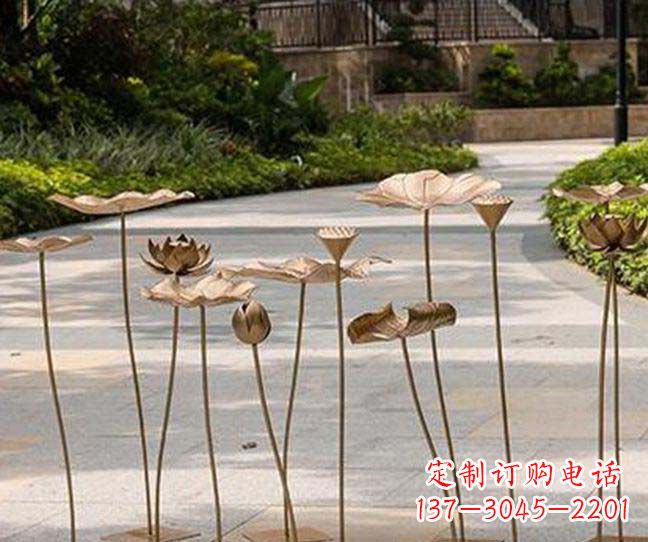 大同不锈钢锻造荷花装饰雕塑——精美绝伦