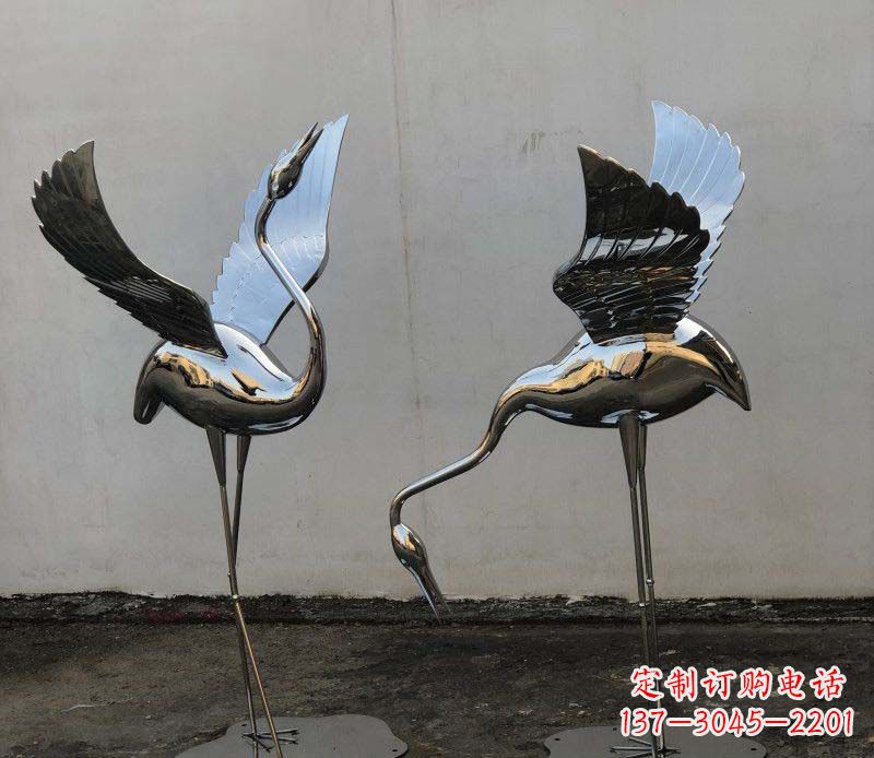 大同不锈钢锻造仙鹤展翅雕塑