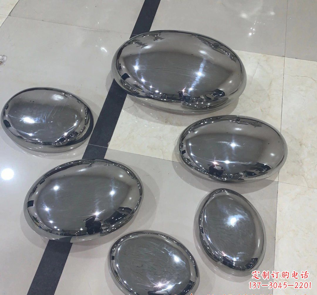 大同不锈钢鹅卵石景观雕塑
