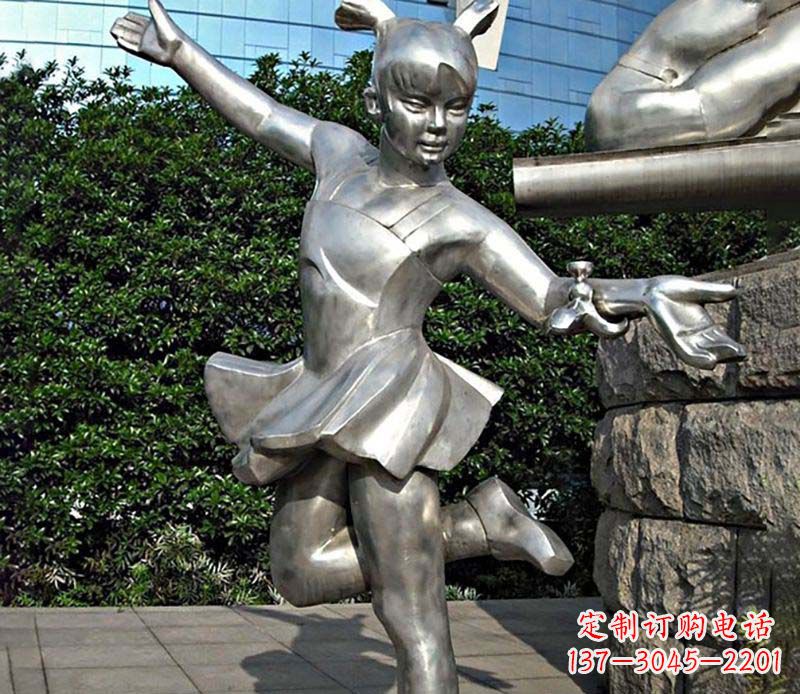 大同不锈钢儿童踢毽子雕塑