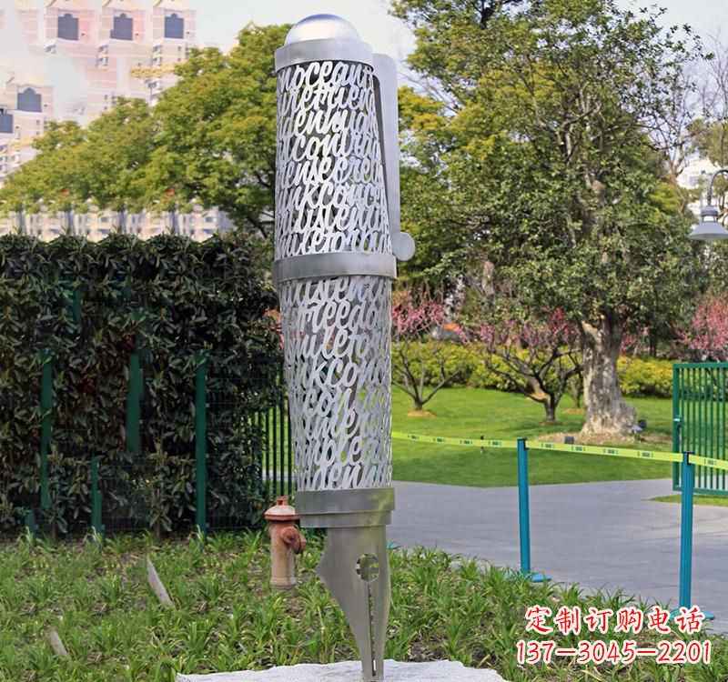 大同不锈钢钢笔雕塑2