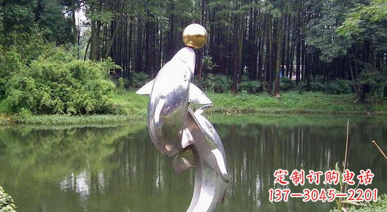 大同海豚的传说——不锈钢公园顶部雕塑
