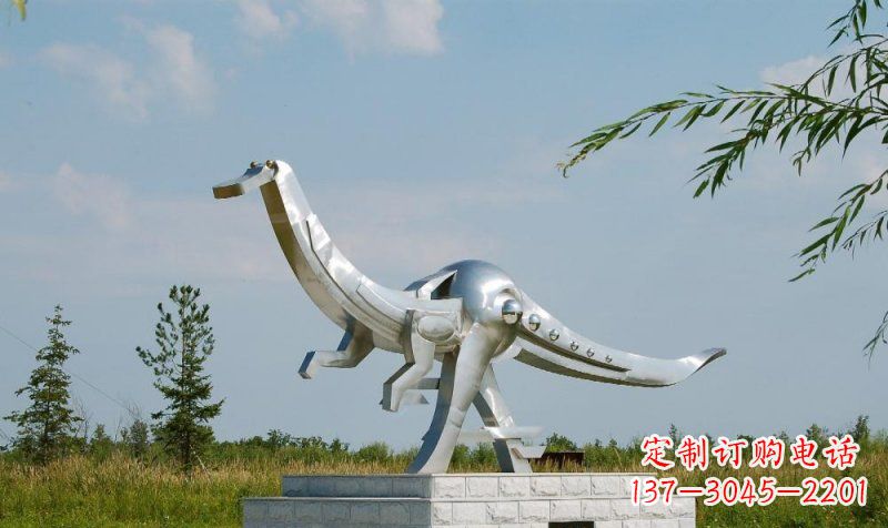 大同不锈钢鸭嘴龙雕塑艺术与自然完美结合