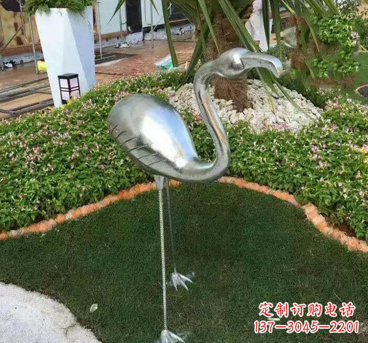 大同火烈鸟雕塑美丽而又充满力量