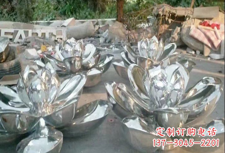 大同不锈钢莲花雕塑一件象征着美丽与自由的作品