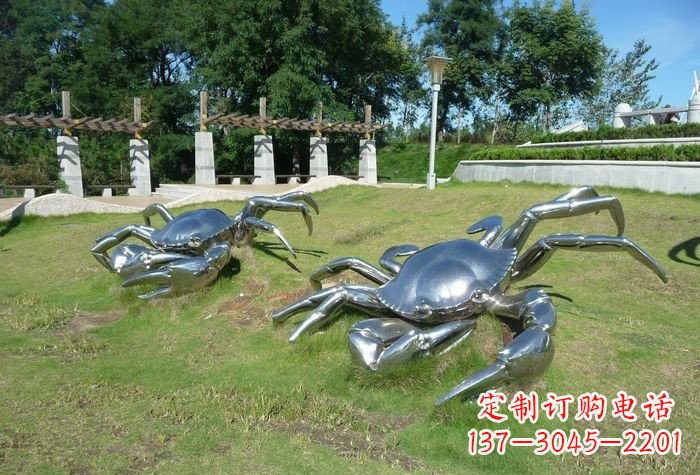 大同不锈钢公园螃蟹雕塑
