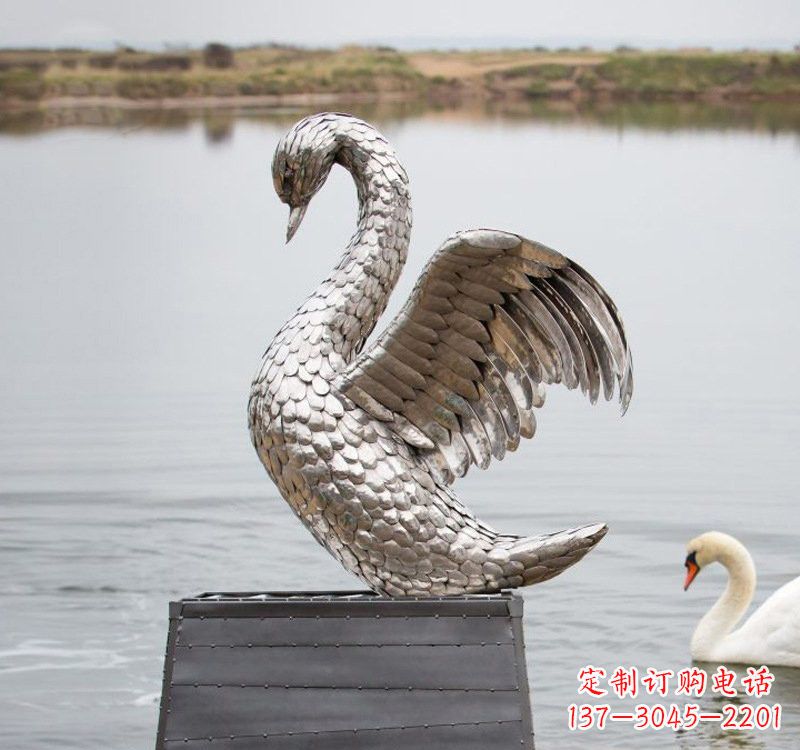 大同不锈钢公园天鹅雕塑