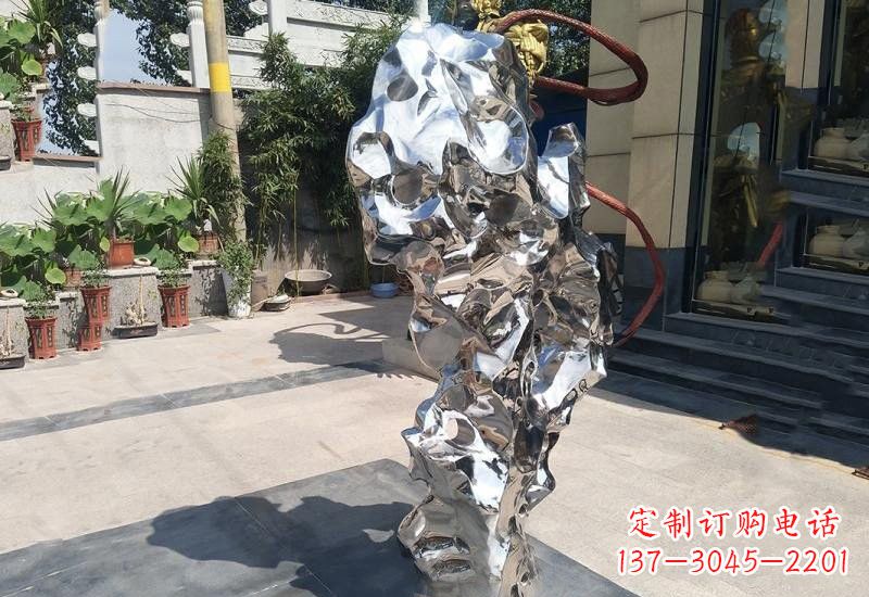大同太湖石雕塑传承中华文化精髓