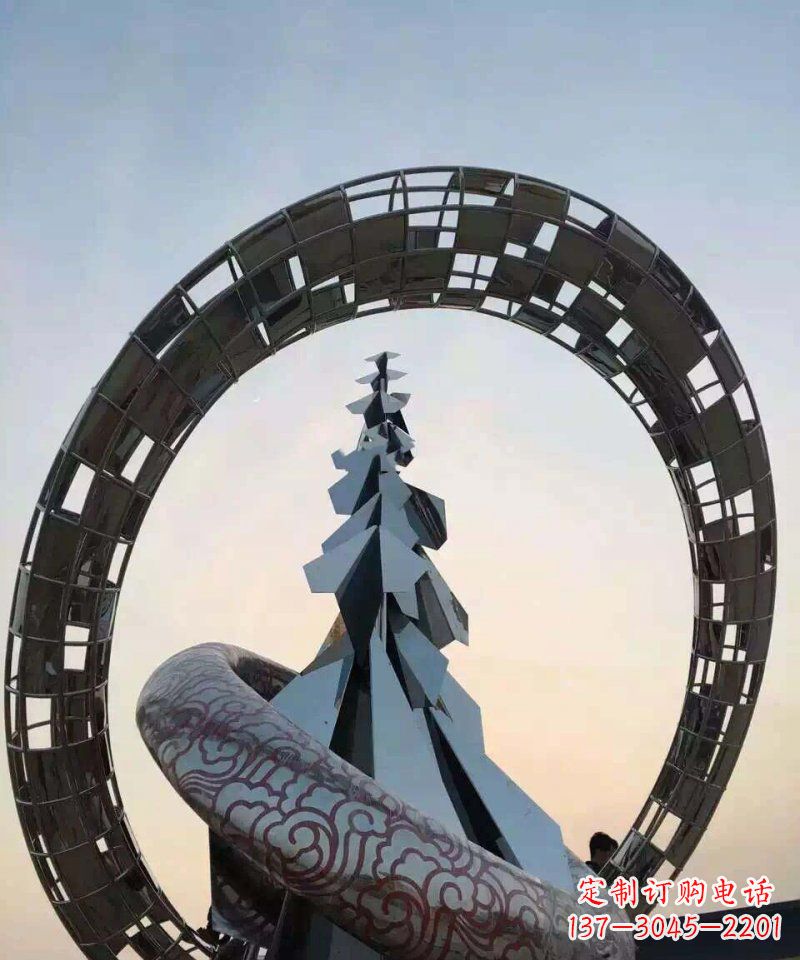 大同不锈钢广场抽象松树和祥云雕塑
