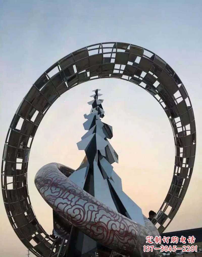 大同不锈钢广场抽象祥云和松树雕塑