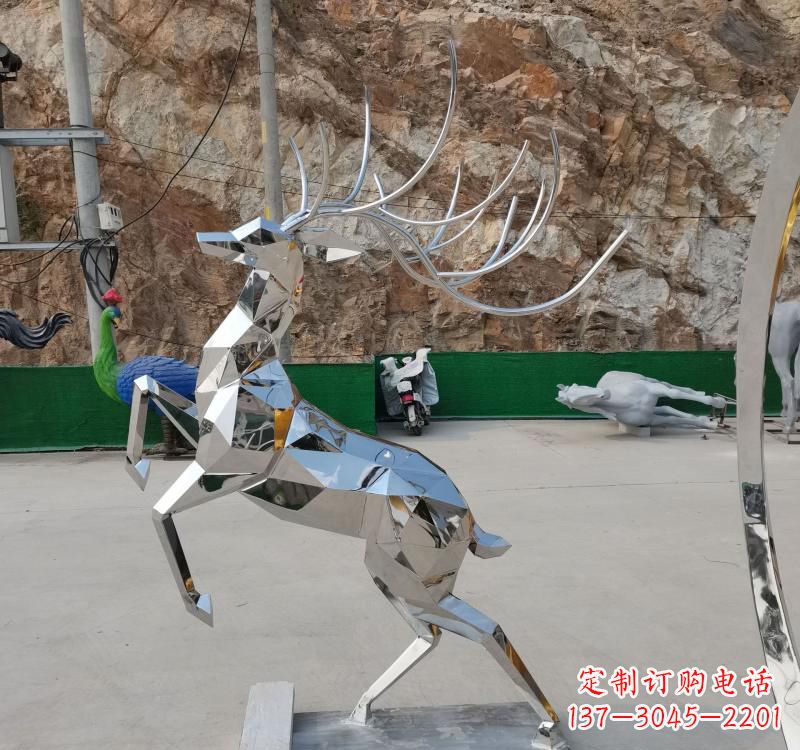 大同不锈钢广场梅花鹿雕塑