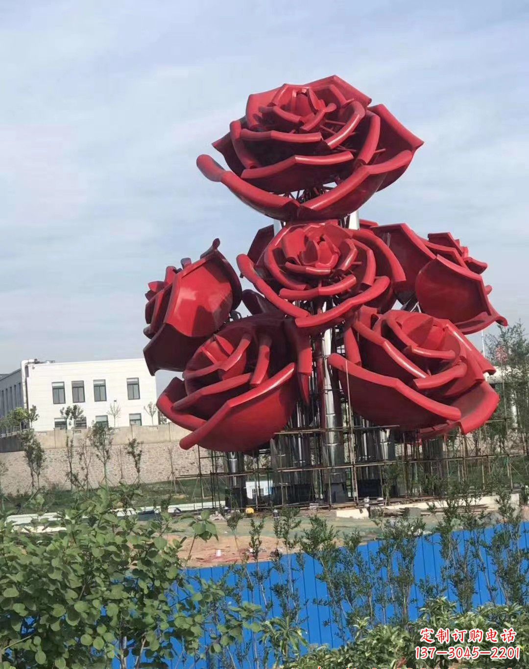 大同不锈钢玫瑰雕塑象征爱与美