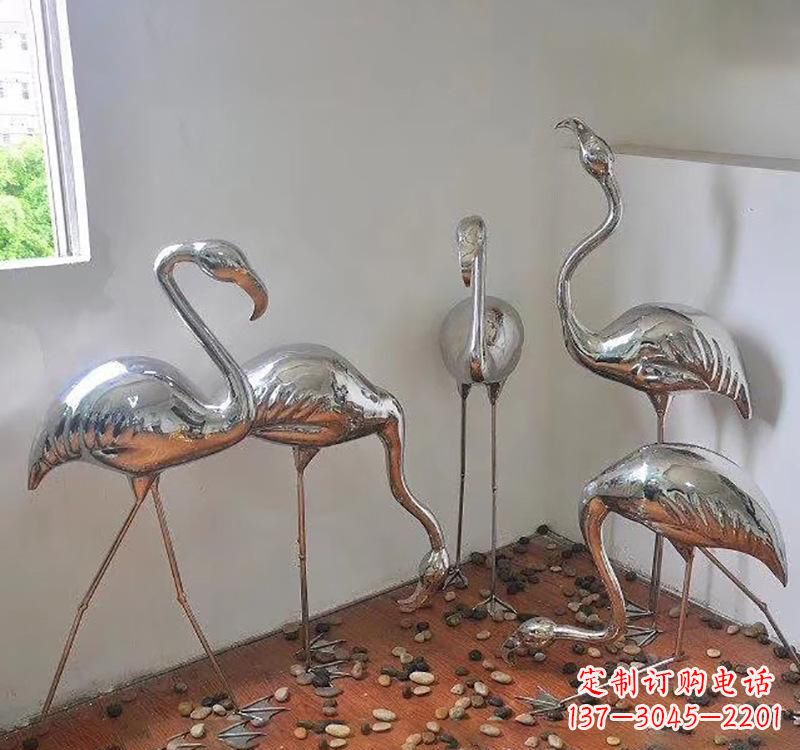 大同不锈钢火烈鸟象征勇气与活力