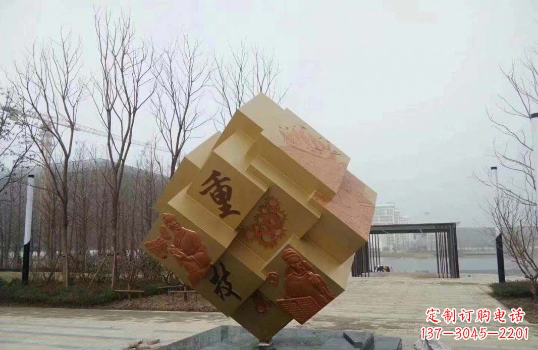 大同不锈钢魔方雕塑给景观增添丰富多彩