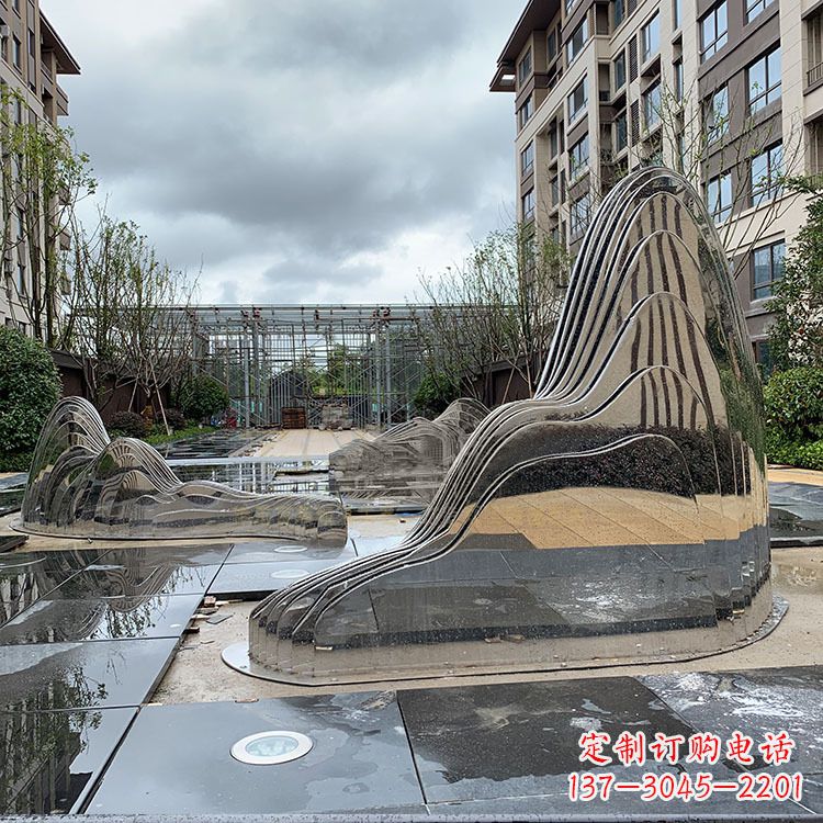 大同不锈钢镜面假山雕塑给城市带来灵动之美