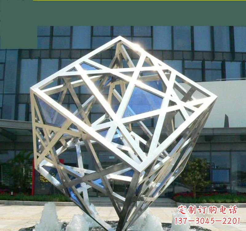 大同不锈钢镂空魔方雕塑艺术与智慧的完美结合