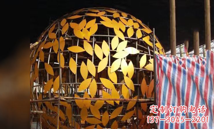 大同不锈钢镂空树叶雕塑——精美绝伦