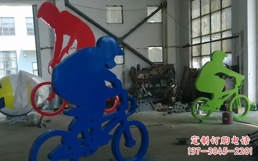 大同不锈钢骑自行车的运动雕塑