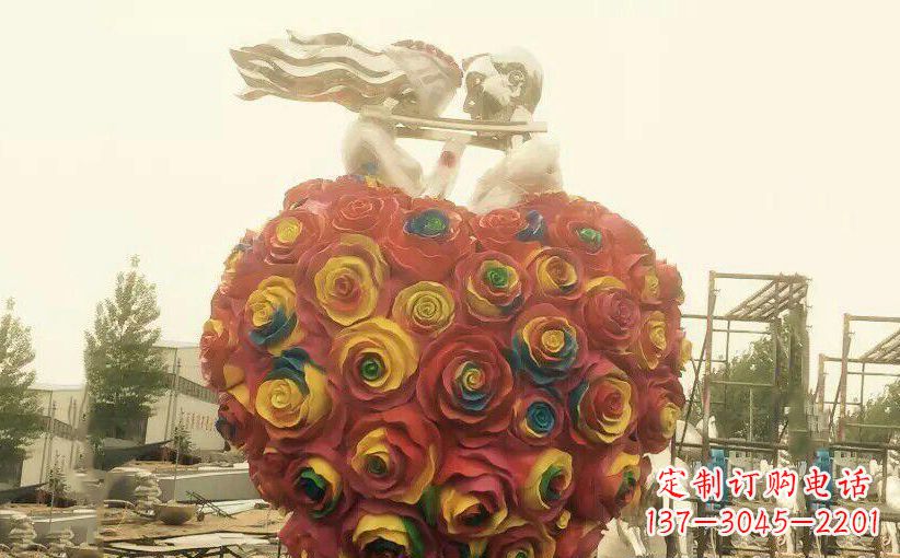 大同浪漫之美——不锈钢情侣结婚雕塑
