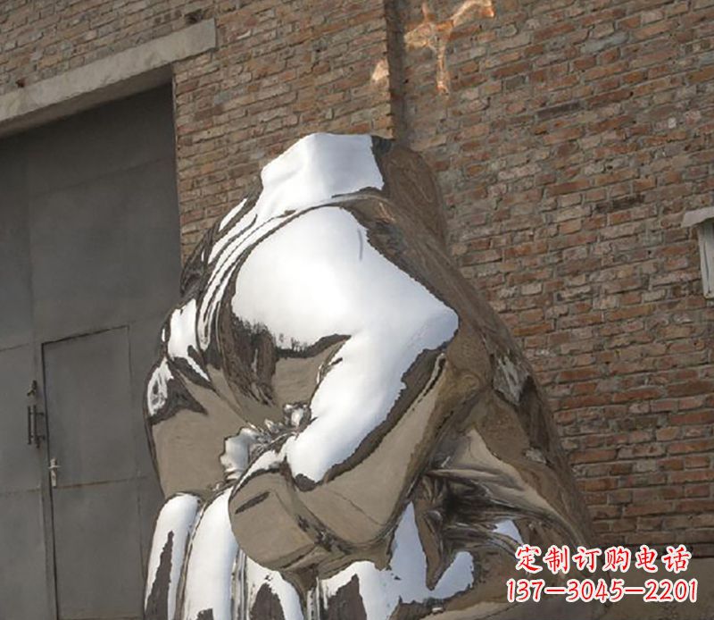 大同不锈钢拳头雕塑