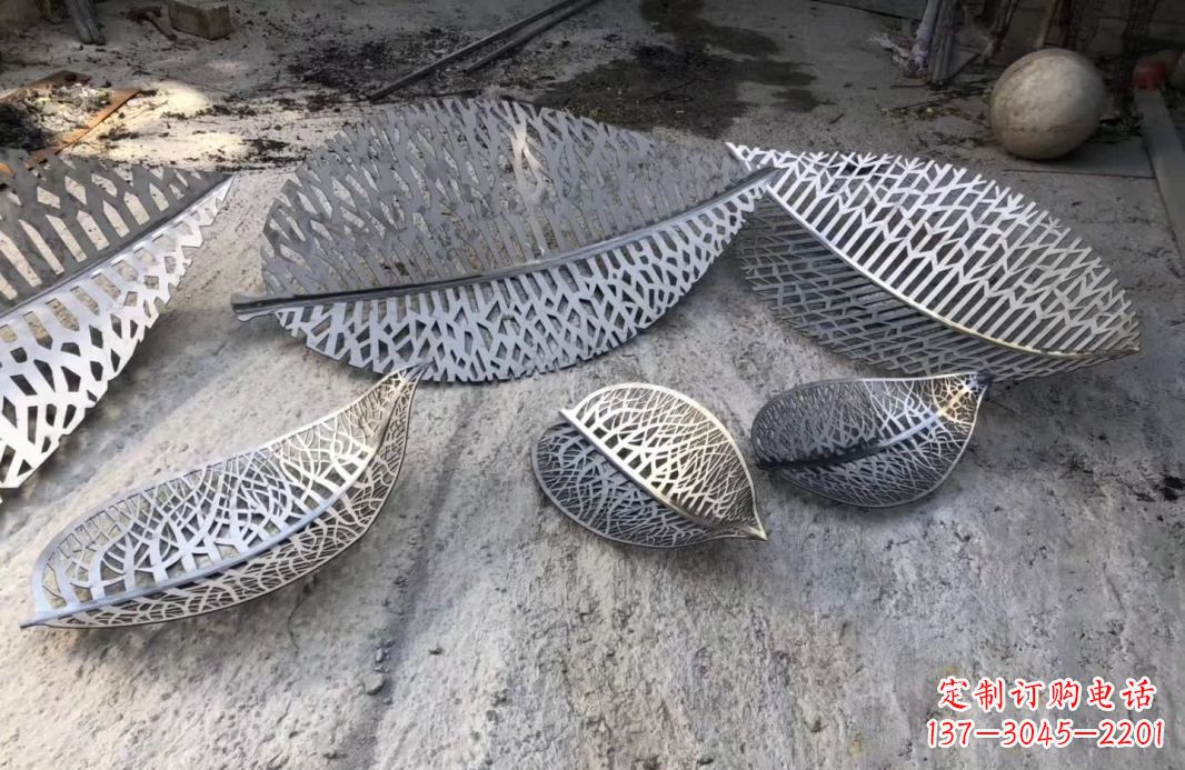 大同优雅的不锈钢树叶雕塑