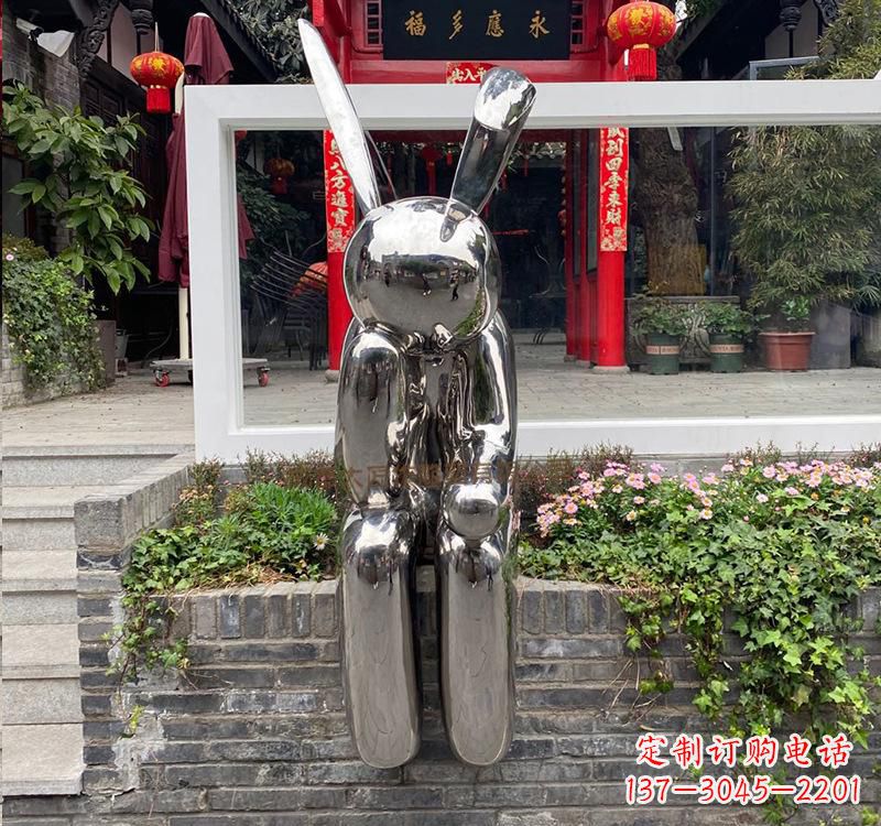 大同不锈钢兔子雕塑2
