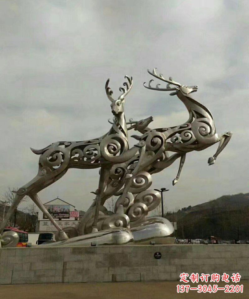 大同梅花鹿雕塑——祥云梅花鹿广场的标志