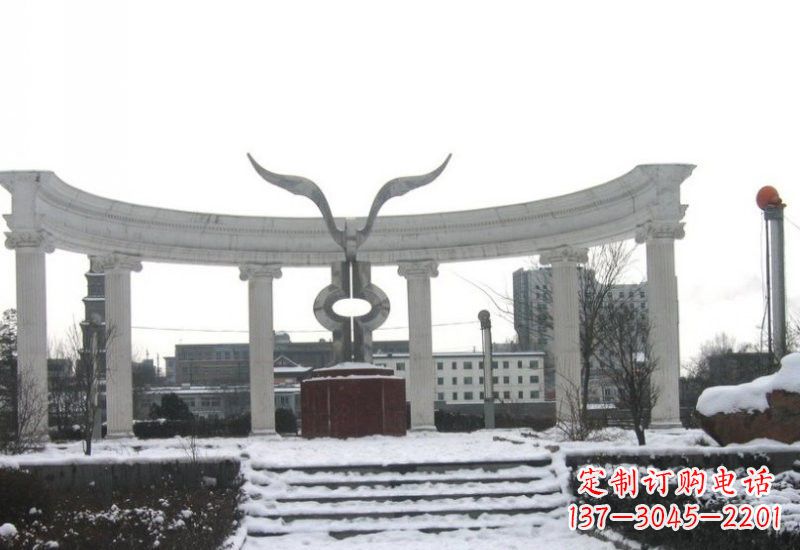 大同雄鹰展翅——一件精美的不锈钢雕塑