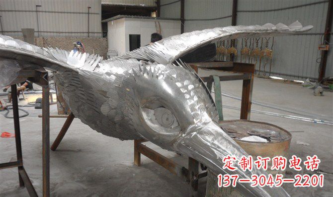 大同不锈钢雄鹰展翅——自由之翼的象征