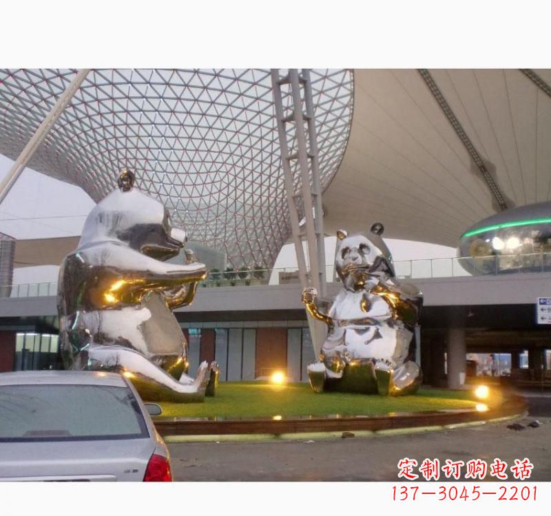 大同不锈钢熊猫雕塑