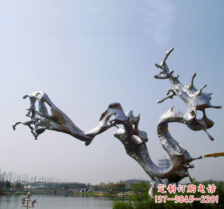 大同不锈钢水滴雕塑体现自然之美