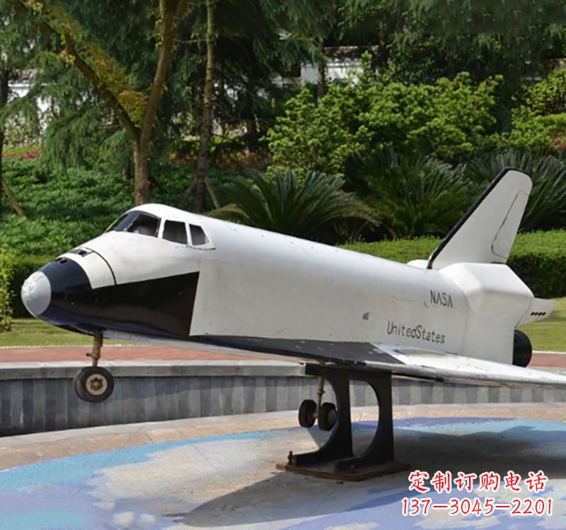 大同不锈钢飞机雕塑给空中增添梦幻氛围