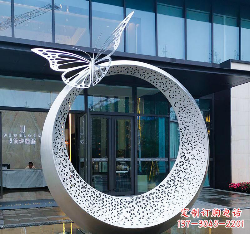 大同不锈钢园林戒指雕塑精美细腻的艺术品